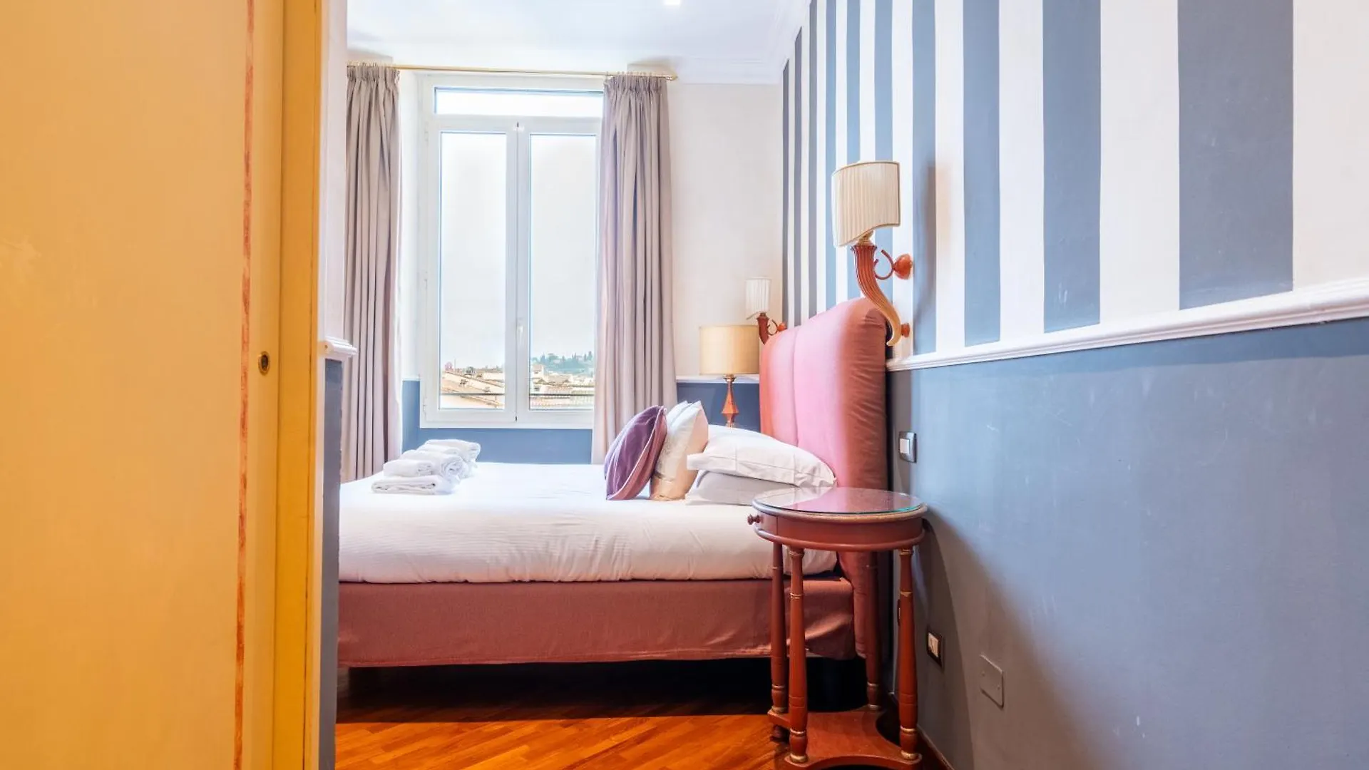 Smn Suites Florence Italy