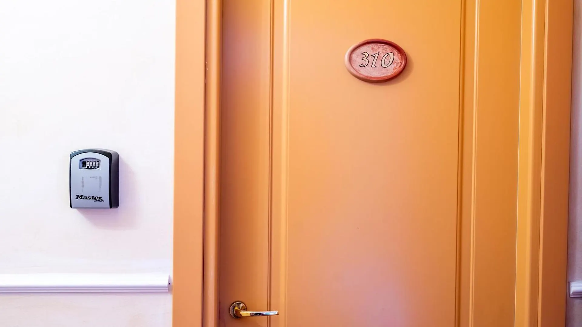 Smn Suites Florence 0*,  Italy