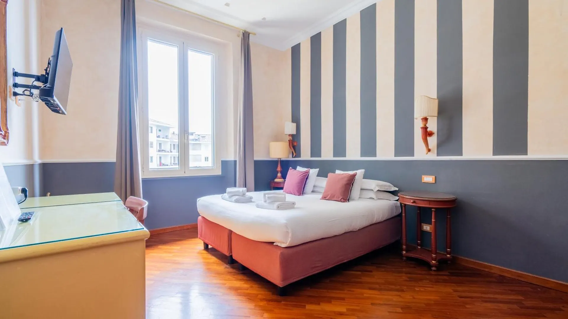 Guest house Smn Suites Florence Italy