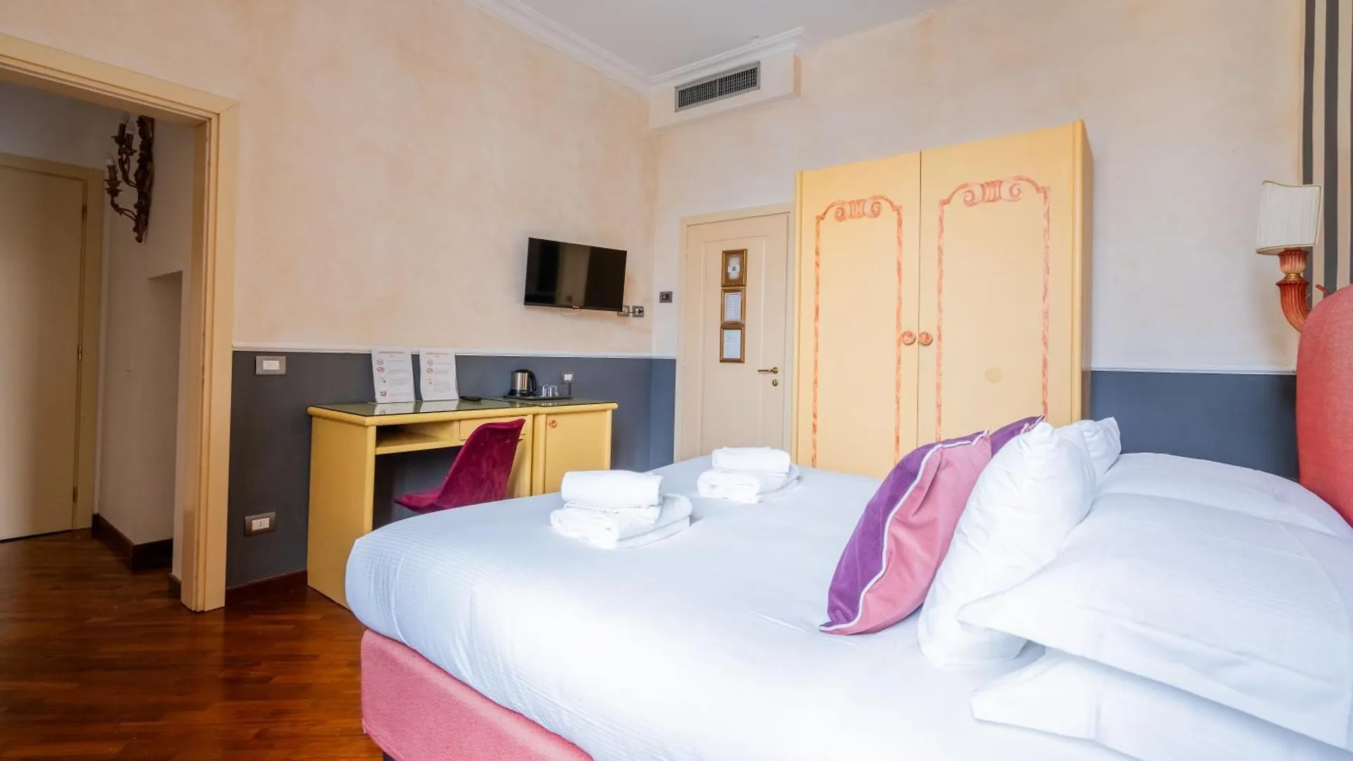 Guest house Smn Suites Florence